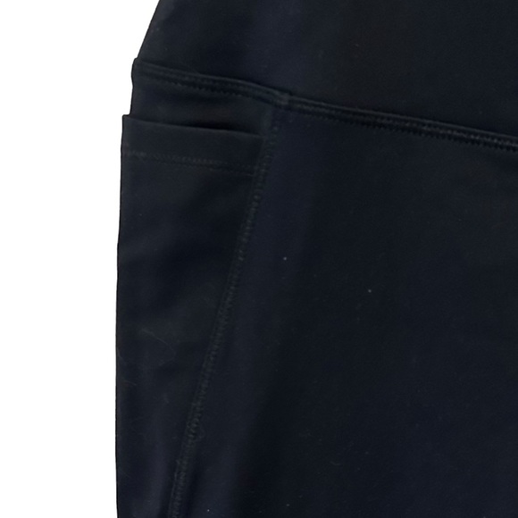 SPYDER Active (Style#SP673) Cropped Pants Ladies, Fitness & Exercise, Size L - Picture 3 of 10